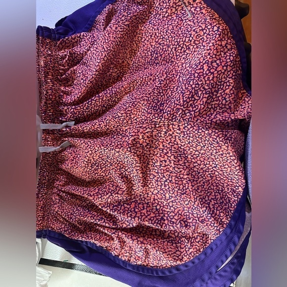 Nike dri fit women’s shorts size Large excellent condition - Picture 2 of 4